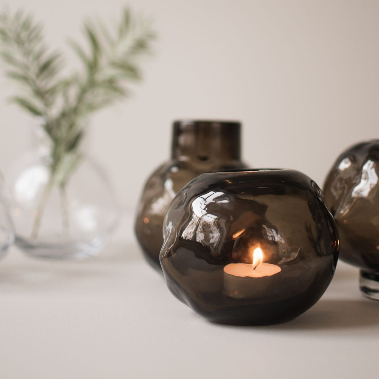 "Bunch" - kleiner Kerzenhalter - Glas - Braun - 12cm